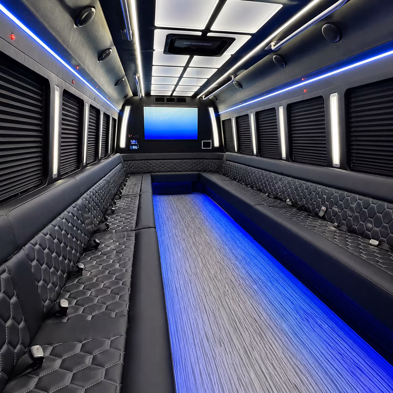 blog rent a bus to world ag expo hero