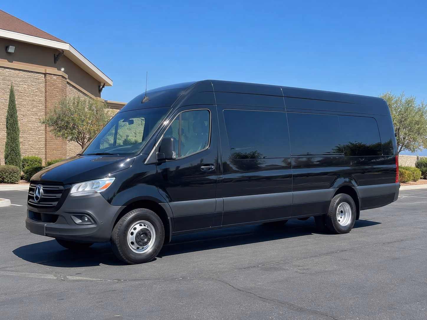bus rentals for music festival weekends across the central valley