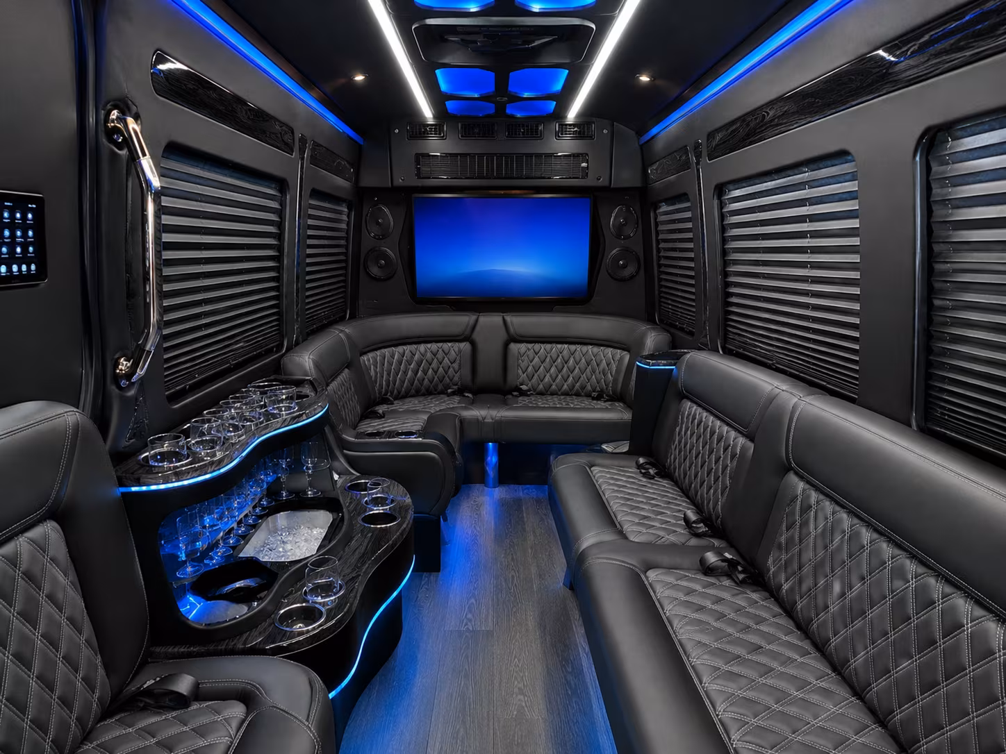find transportation for your next airport transfer 3