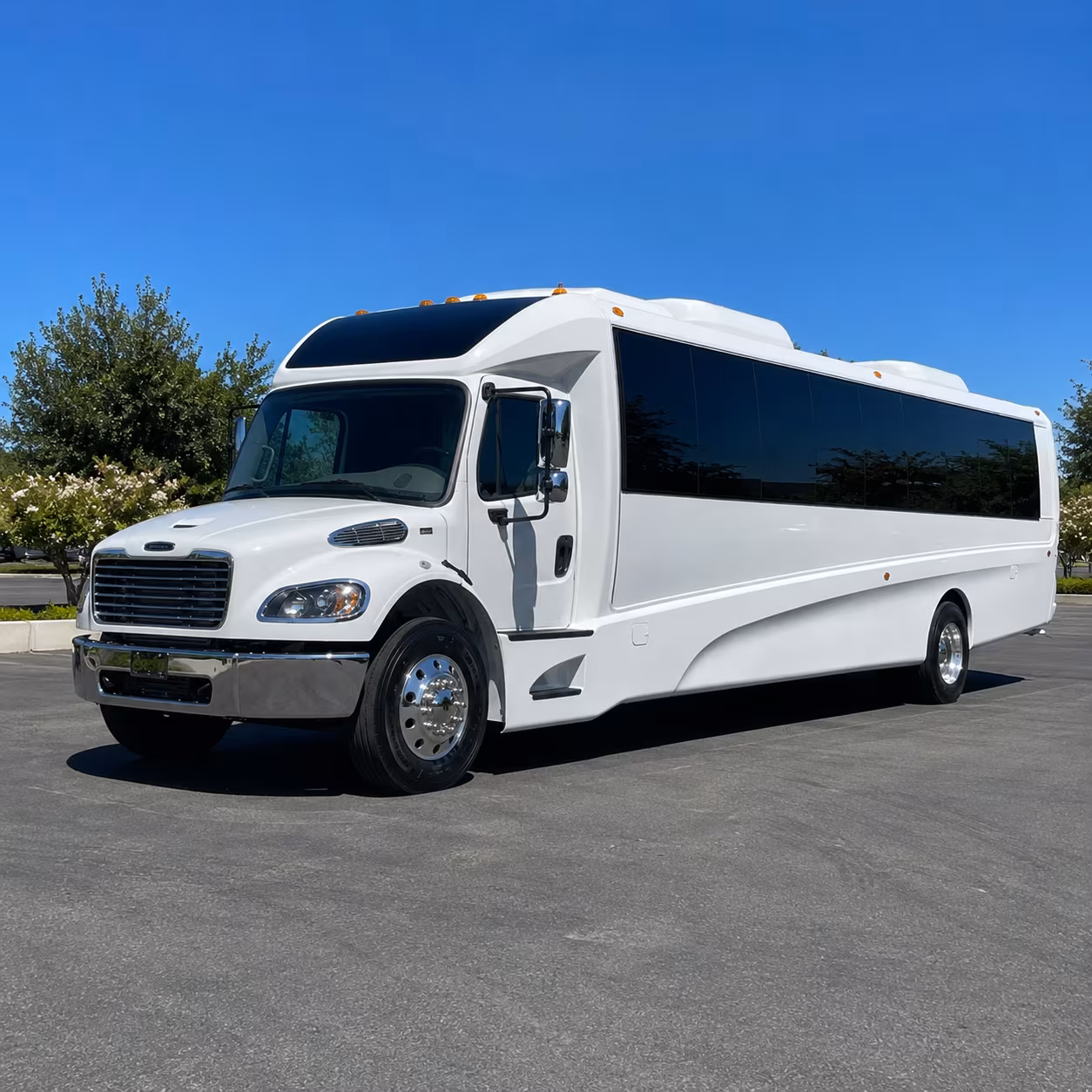 minibus rentals for smaller prom groups in visalia