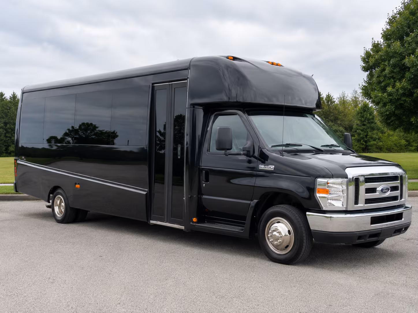 shuttle buses to tulare and kings county fairgrounds events