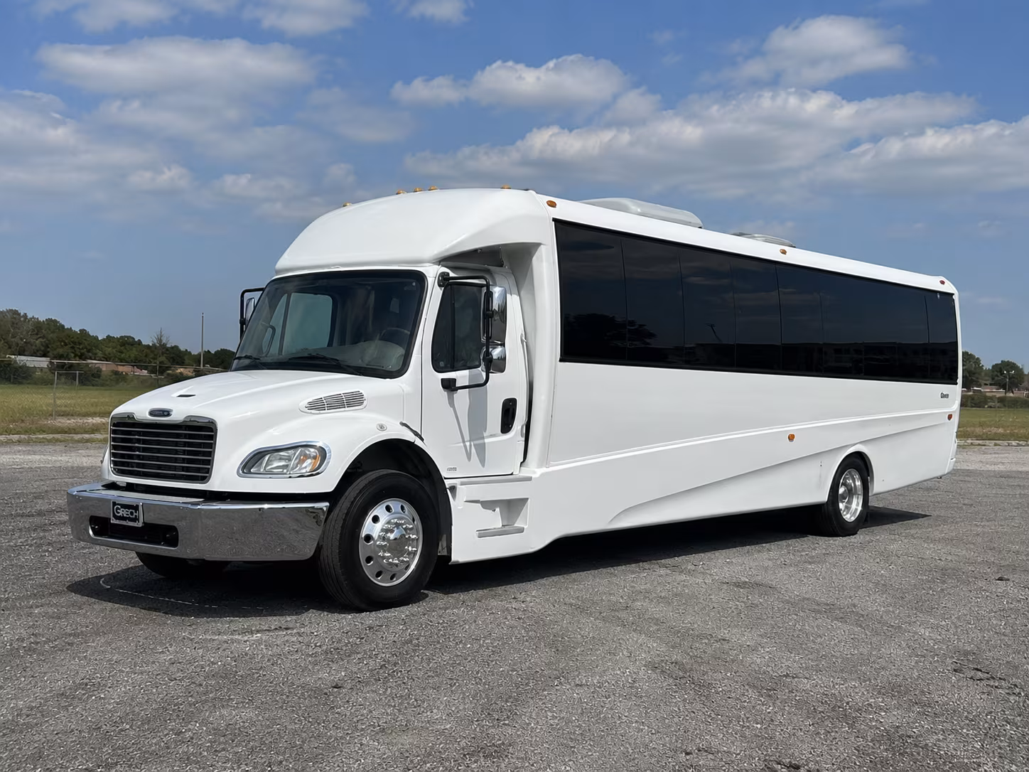 visalia 50 passenger party bus