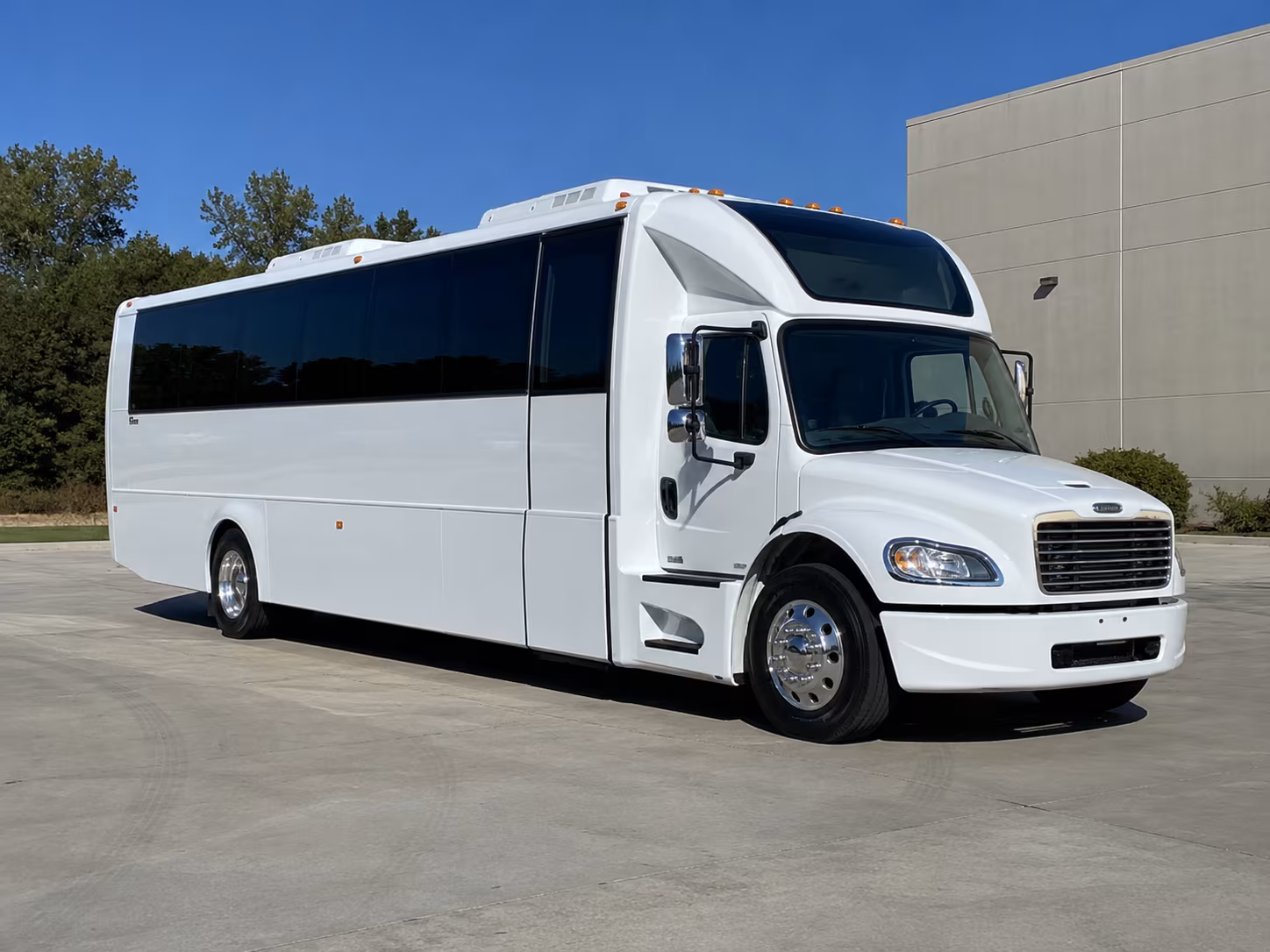 visalia party bus